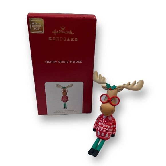 Hallmark Keepsake Merry Chris-Moose Ornament - Picture 1 of 7